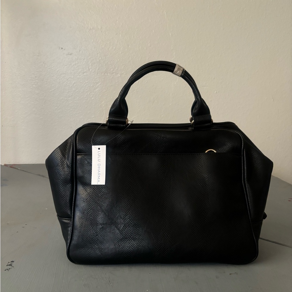 Lulu Dharma Vegan Leather Weekender Bag for Women and Men